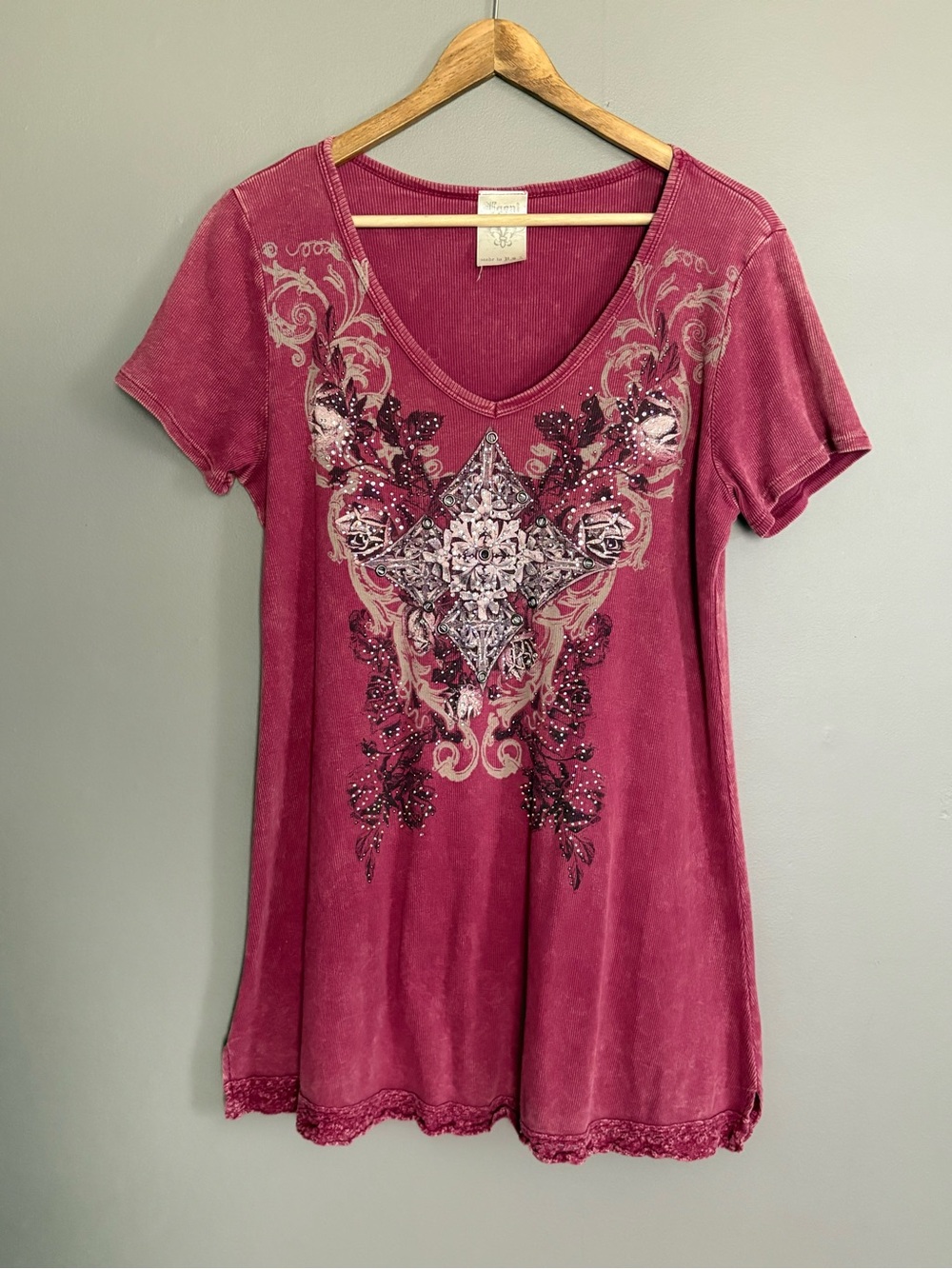 Vocal Y2K Women's Pink Embellished V-Neck Tunic Top